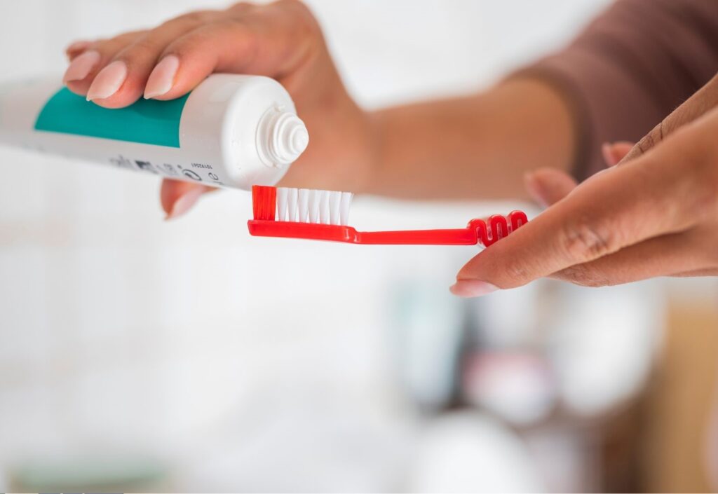 Beyond Enzyme-based Toothpaste A Holistic Approach to Fresh Breath